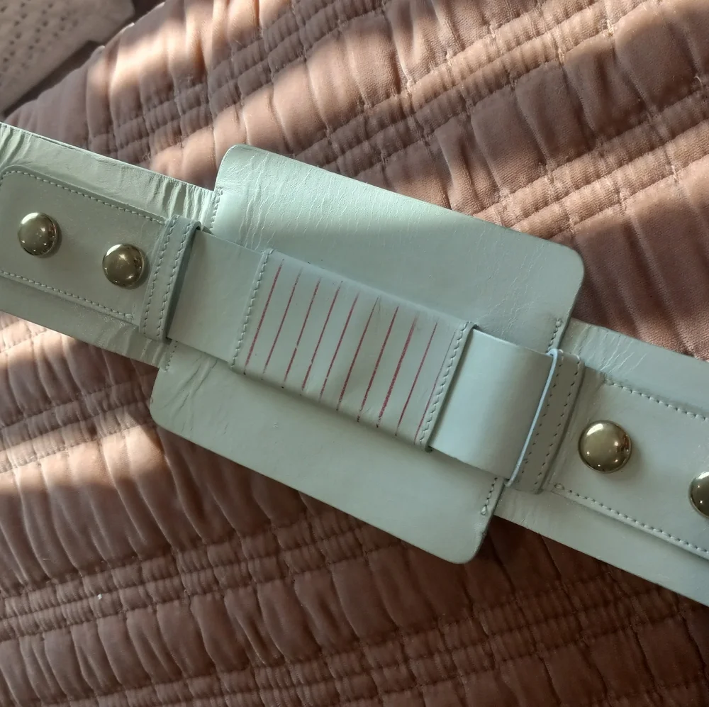 Anthropologie White Belt with Gold Hardware and Red Stitching
